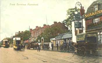 Tram Terminus, High
Street. c.1910. Photo: Greenwich Heritage
Centre